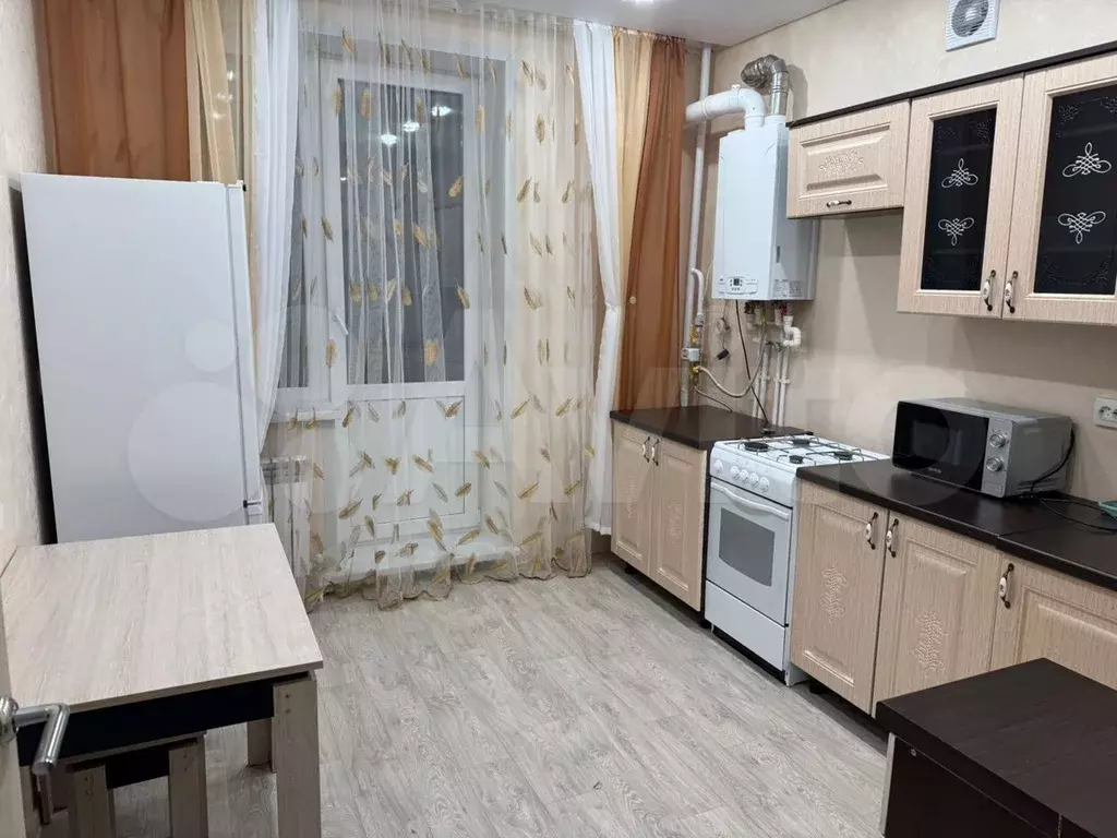 1-к. квартира, 40 м, 4/9 эт. - Фото 0