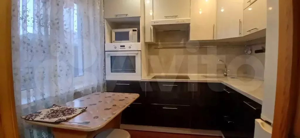 3-к. квартира, 60 м, 3/5 эт. - Фото 0