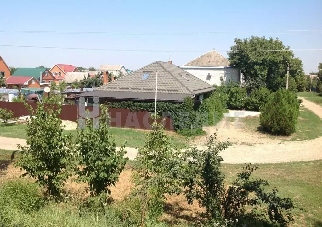 Дом в Краснодарский край, Курганинск Тополиная ул., 1 (230 м) - Фото 0
