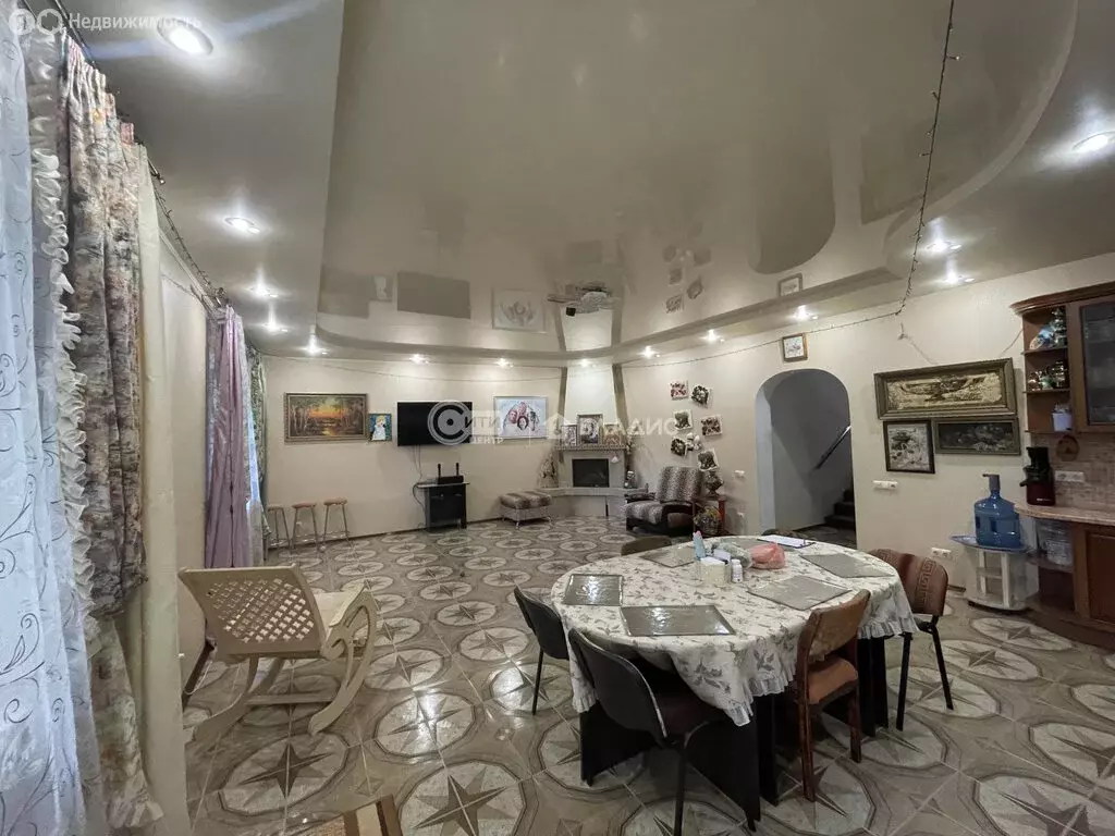 Дом в Воронеж, жилой массив Задонье, 14-й квартал, 9 (266 м) - Фото 1