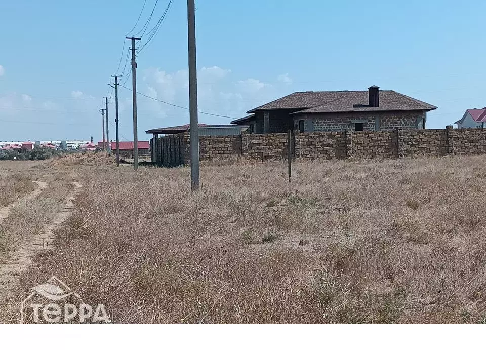 Участок в Крым, Евпатория городской округ, Заозерное пгт ул. Звездная, ... - Фото 0