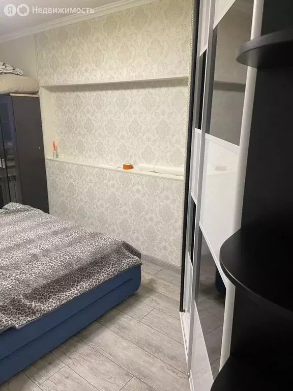 3-комнатная квартира: Новый Уренгой, район Северная Жилая Часть, ... - Фото 1