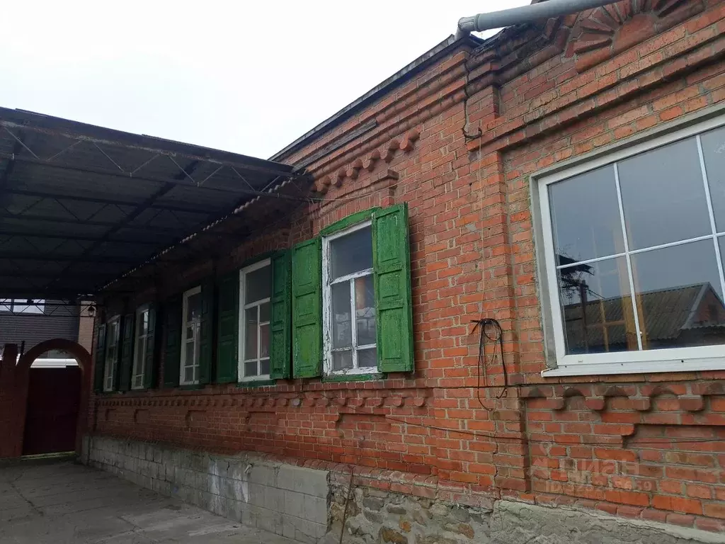 Дом в Ростовская область, Батайск Авиационная ул. (90 м) - Фото 1