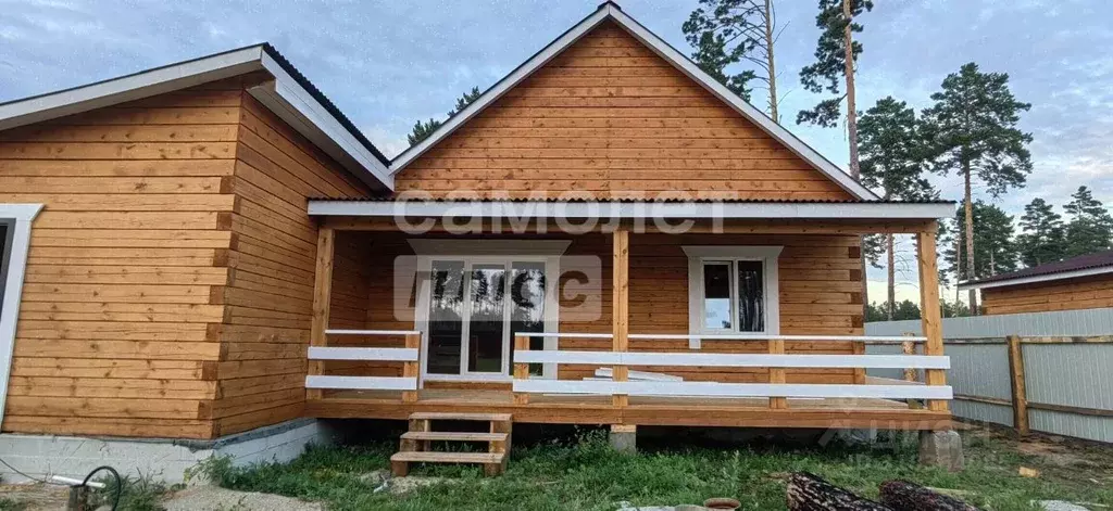 Дом в Забайкальский край, Читинский район, с. Смоленка  (100 м) - Фото 1
