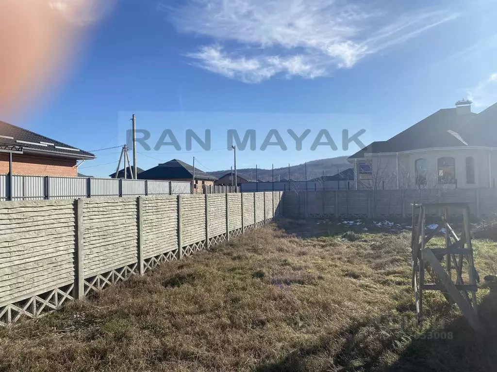 Участок в Адыгея, Майкоп Низпоташная ул., 132 (6.7 сот.) - Фото 1