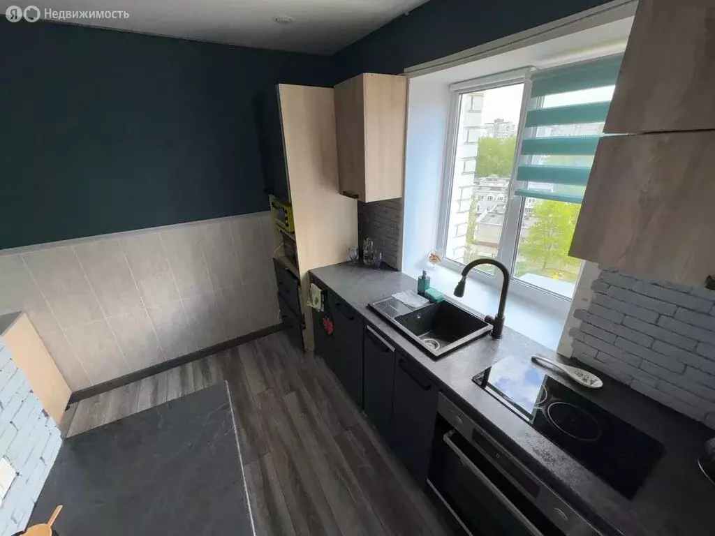 4-комнатная квартира: Череповец, улица Химиков, 12 (68.8 м) - Фото 1