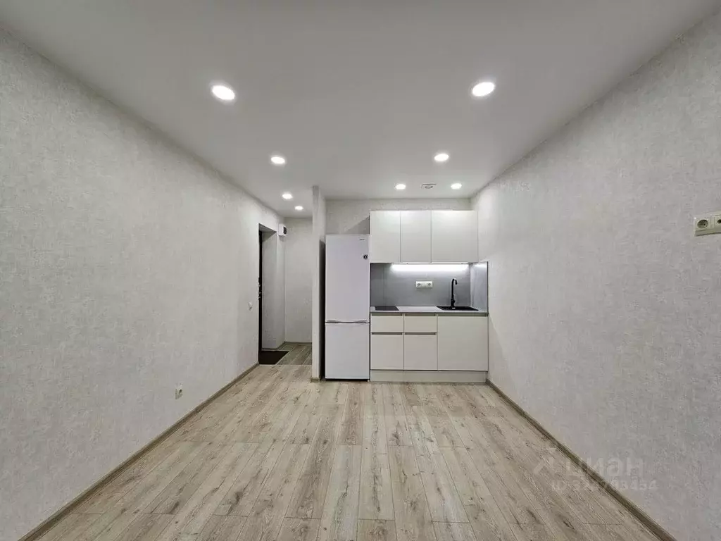 Студия Пермский край, Пермь Серебрянский проезд, 17 (18.0 м) - Фото 1