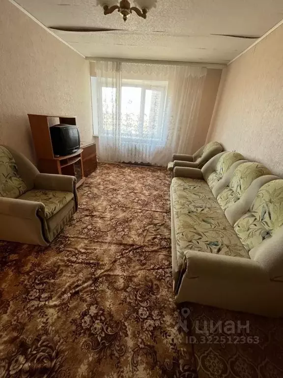 1-к кв. Татарстан, Нижнекамский район, Камские Поляны пгт, 2-й мкр 32 ... - Фото 1