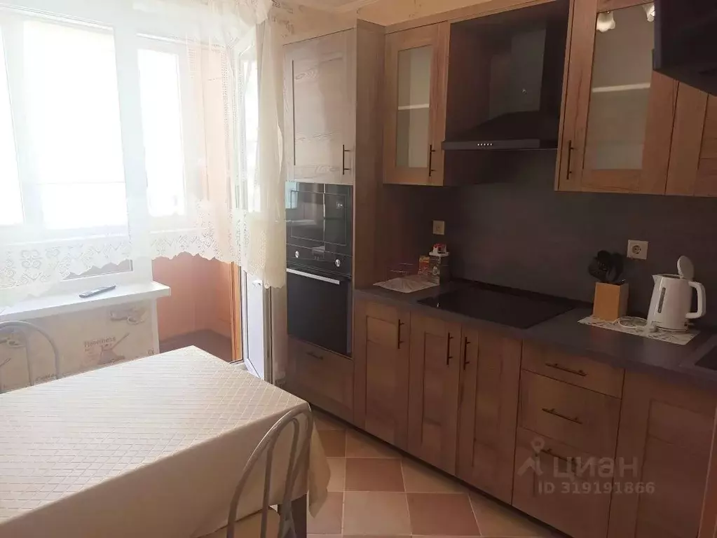 1-к кв. Москва ул. Маршала Савицкого, 22к1 (40.0 м) - Фото 0