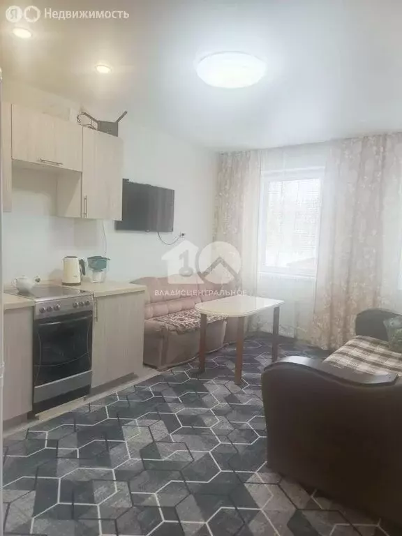 2-комнатная квартира: посёлок Октябрьский, улица Французский Квартал, ... - Фото 2