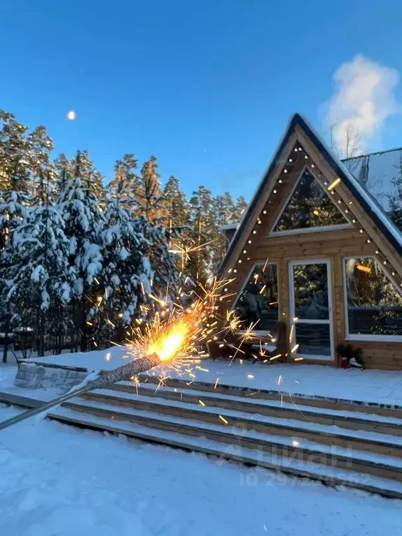 Дом в Свердловская область, Полевской муниципальный округ, пос. ... - Фото 1