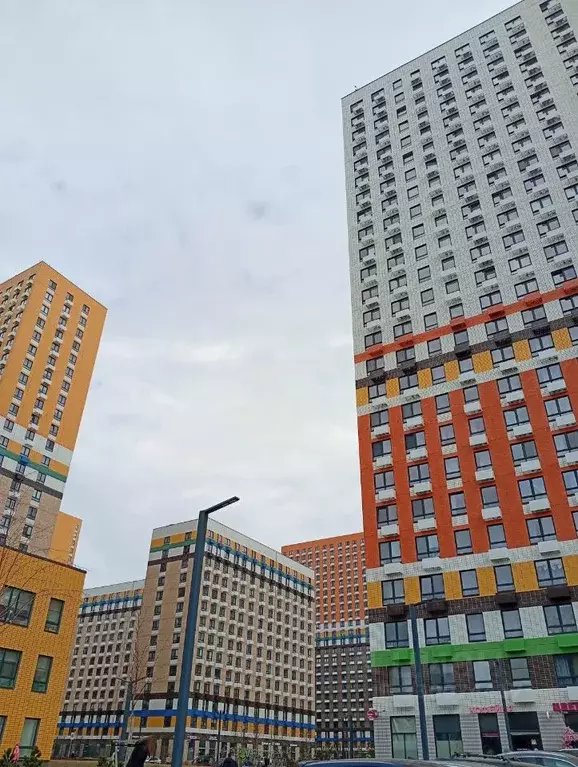 2-к кв. Московская область, Люберцы ул. Летчика Ларюшина, 6 (60.9 м) - Фото 1