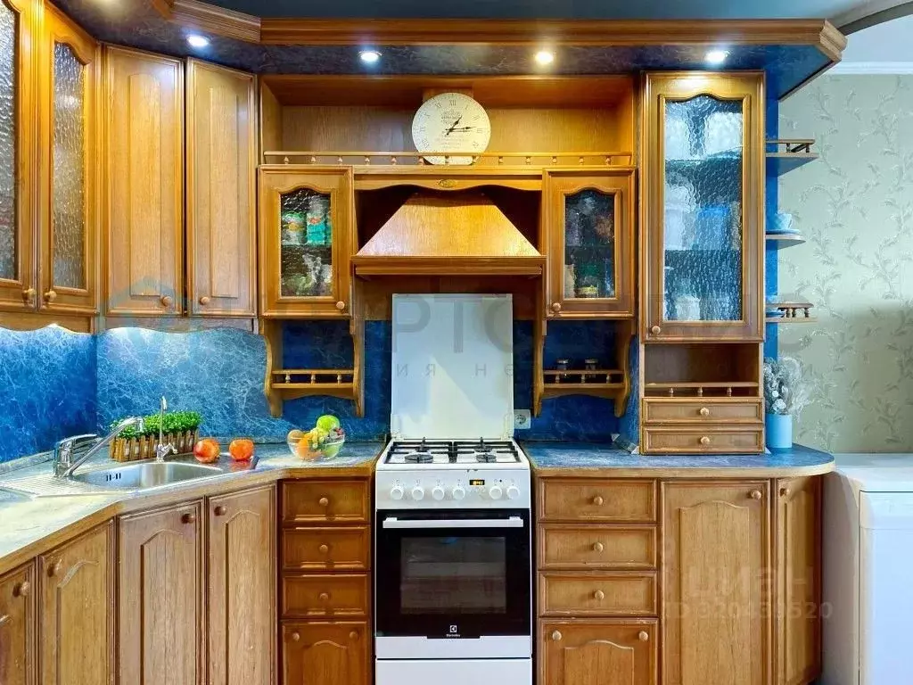 2-к кв. Омская область, Омск ул. 25 лет Октября, 11 (78.0 м) - Фото 2