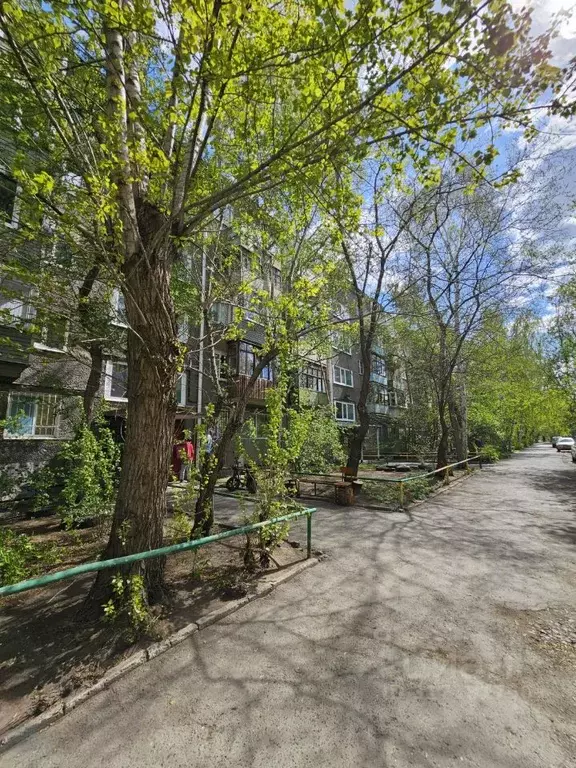 2-к кв. Омская область, Омск просп. Карла Маркса, 83а (44.3 м) - Фото 0