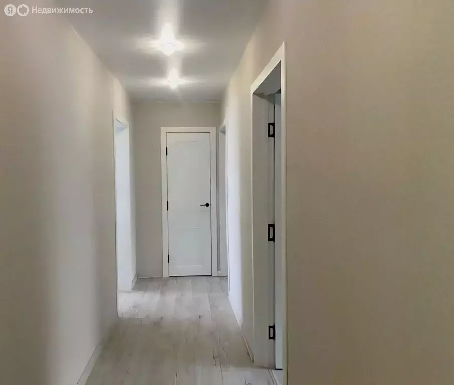 3-комнатная квартира: Калининград, улица Островского, 13 (72.5 м) - Фото 2