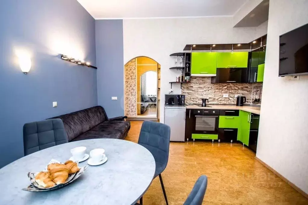 2-к кв. Новосибирская область, Новосибирск Советская ул., 35 (52.0 м) - Фото 0