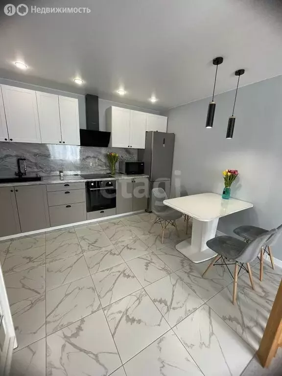 1-комнатная квартира: Тюмень, улица Константина Посьета, 3 (40.8 м) - Фото 2