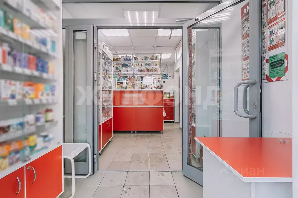 Торговая площадь в Новосибирская область, Новосибирск ул. Дуси ... - Фото 1