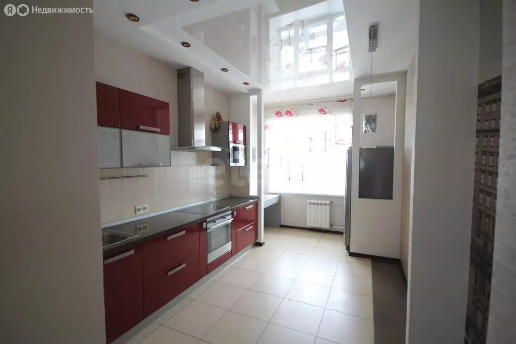 3-комнатная квартира: Нижний Новгород, улица Коминтерна, 139 (100.5 м) - Фото 1