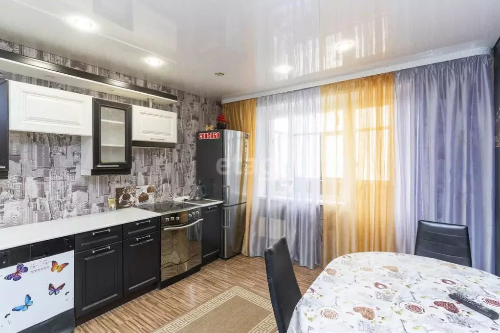 3-к кв. Тюменская область, Тюмень ул. 30 лет Победы, 14/1 (91.4 м) - Фото 1