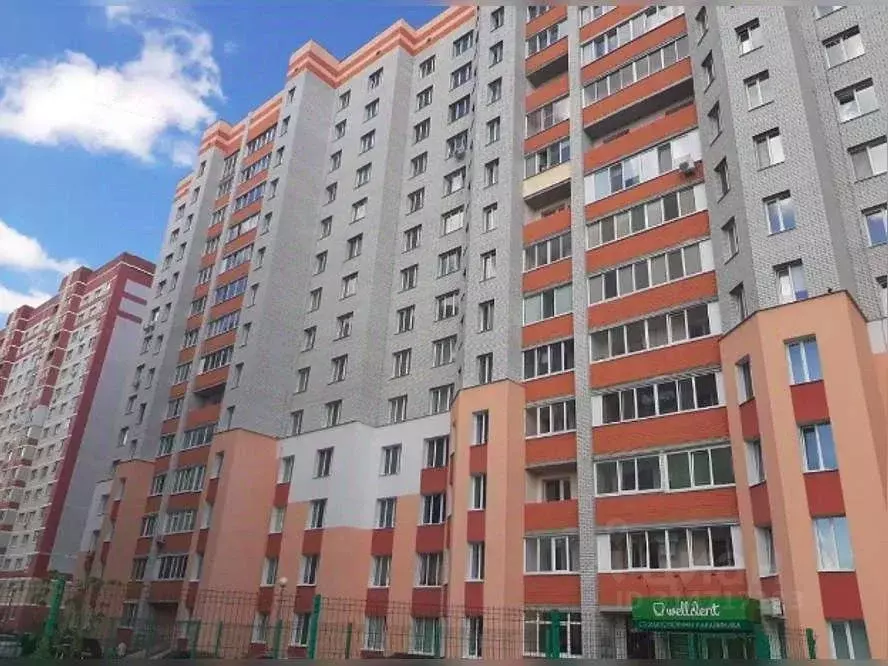 3-к кв. Брянская область, Брянск ул. Крахмалева, 57 (97.0 м) - Фото 1