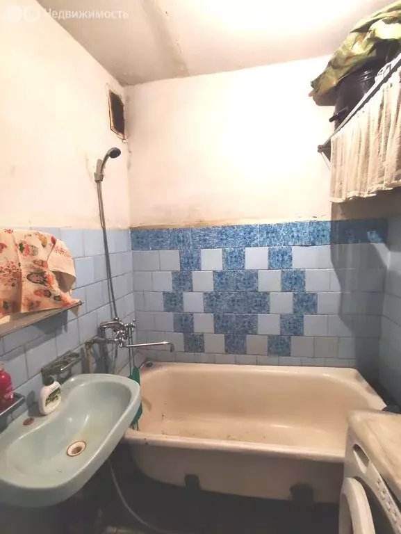 2-комнатная квартира: Саратов, Барнаульский тупик, 8 (51.6 м) - Фото 2