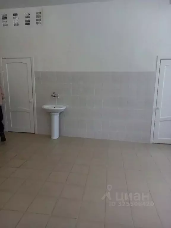 Помещение свободного назначения в Омская область, Омск ул. 21-я ... - Фото 2