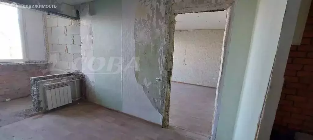 Квартира-студия: Тюмень, улица Бабарынка, 16А (36 м) - Фото 2