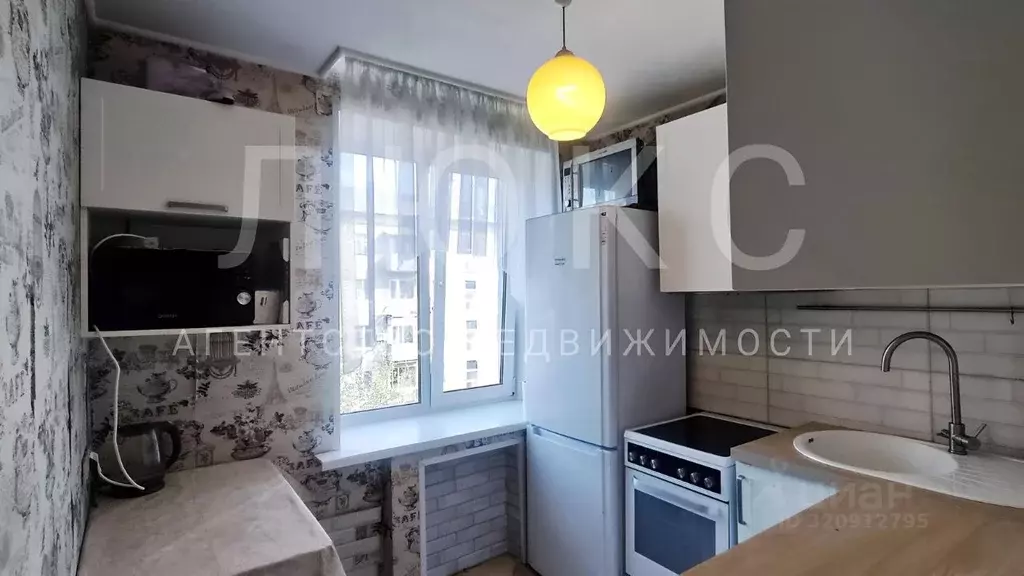 2-к кв. Кемеровская область, Новокузнецк проезд Чекистов, 7 (42.0 м) - Фото 1