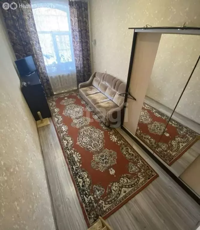 1к в 15-комнатной квартире (18 м) - Фото 0