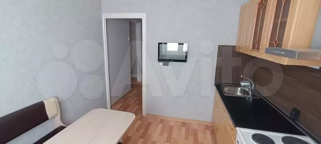 1-к. квартира, 40 м, 7/10 эт. - Фото 1