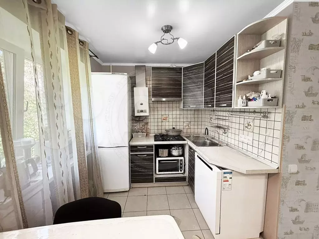 3-к. квартира, 56,5 м, 3/5 эт. - Фото 0