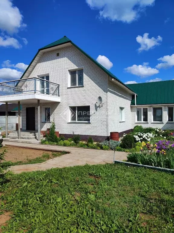 Дом в Кировская область, Киров пер. Савинский, 26 (237 м) - Фото 1