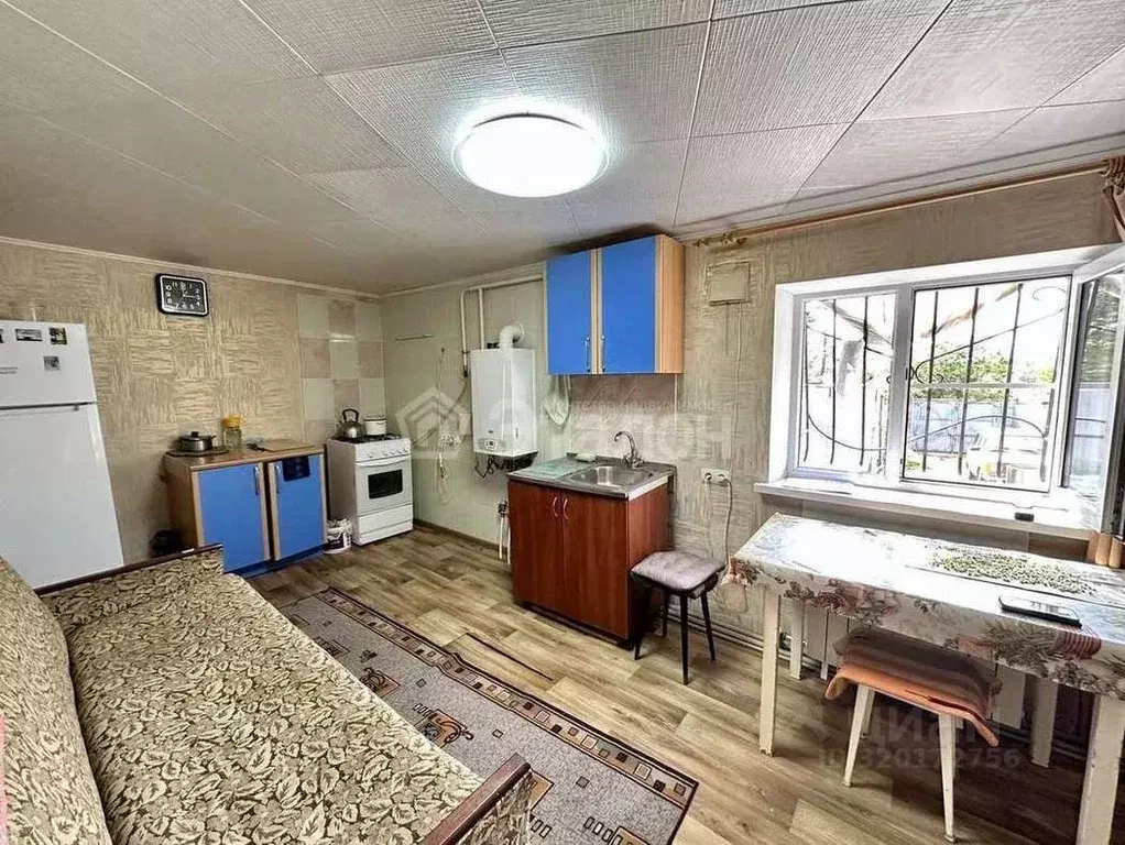 Дом в Волгоградская область, Волгоград ул. Генерала Гурова, 40 (43 м) - Фото 1