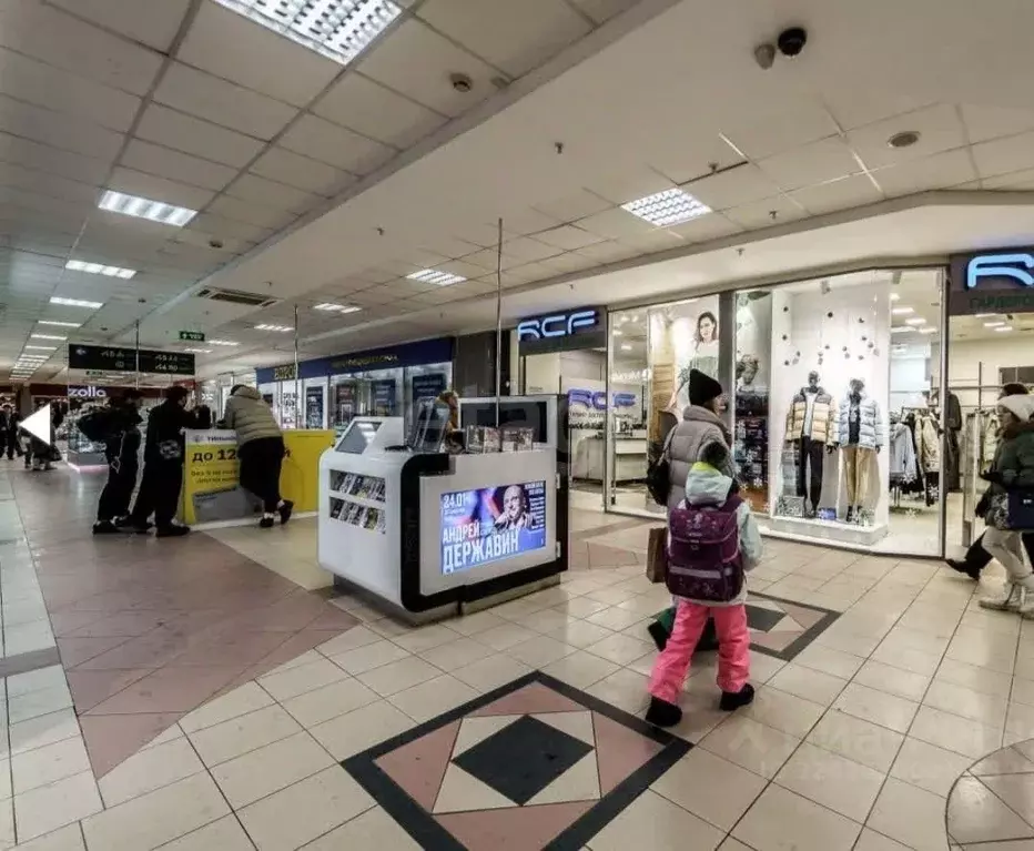 Торговая площадь в Пермский край, Пермь ул. Революции, 60/1 (95 м) - Фото 2