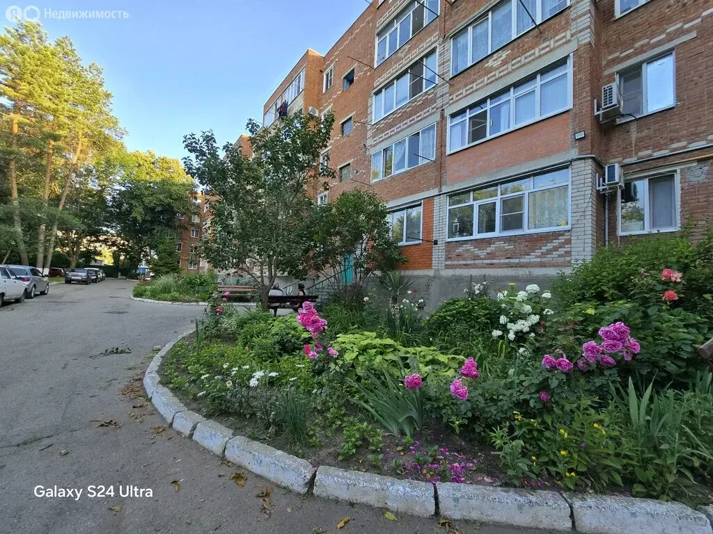 2-комнатная квартира: Лабинск, улица Демьяна Бедного, 115 (51 м) - Фото 0
