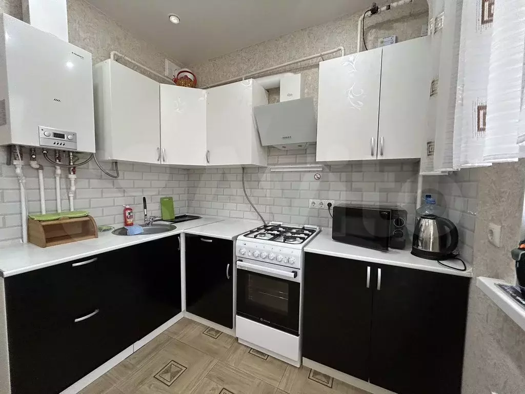1-к. квартира, 38 м, 5/5 эт. - Фото 0