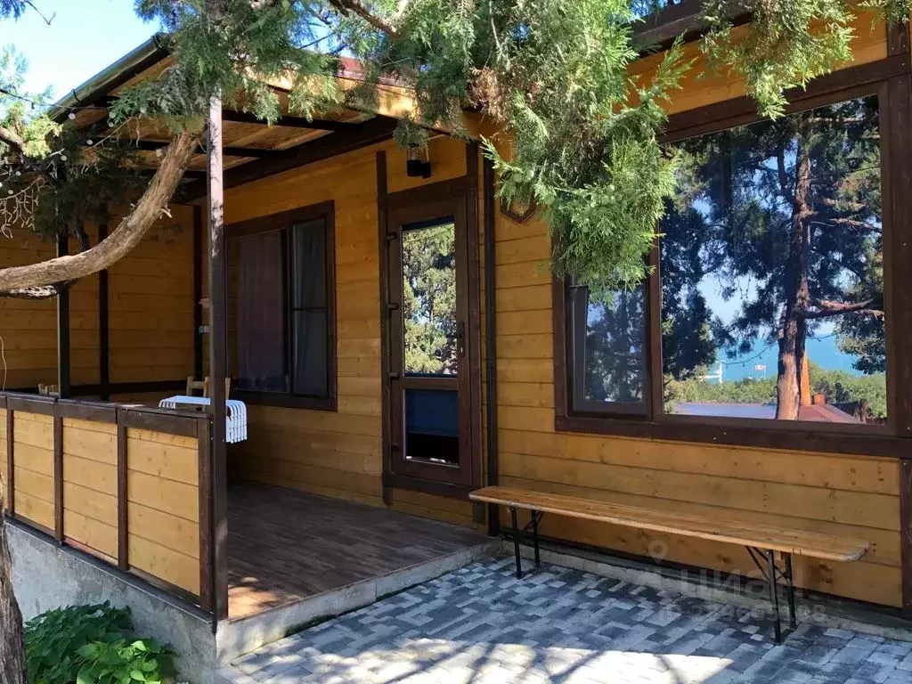 Дом в Краснодарский край, Геленджик городской округ, с. Кабардинка  ... - Фото 1