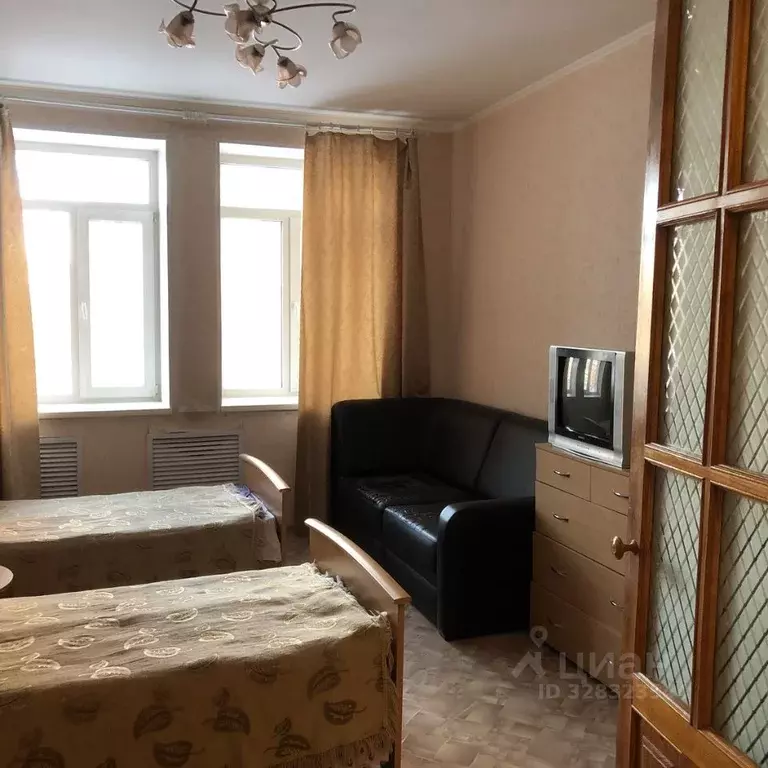 3-к кв. Омская область, Омск просп. Мира, 66 (78.9 м) - Фото 1