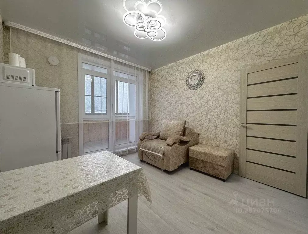 1-к кв. Бурятия, Улан-Удэ ул. Гагарина, 27к2 (47.7 м) - Фото 1