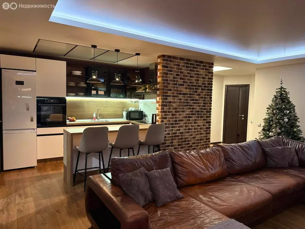 3-комнатная квартира: Сыктывкар, улица Мира, 68 (74.9 м) - Фото 1