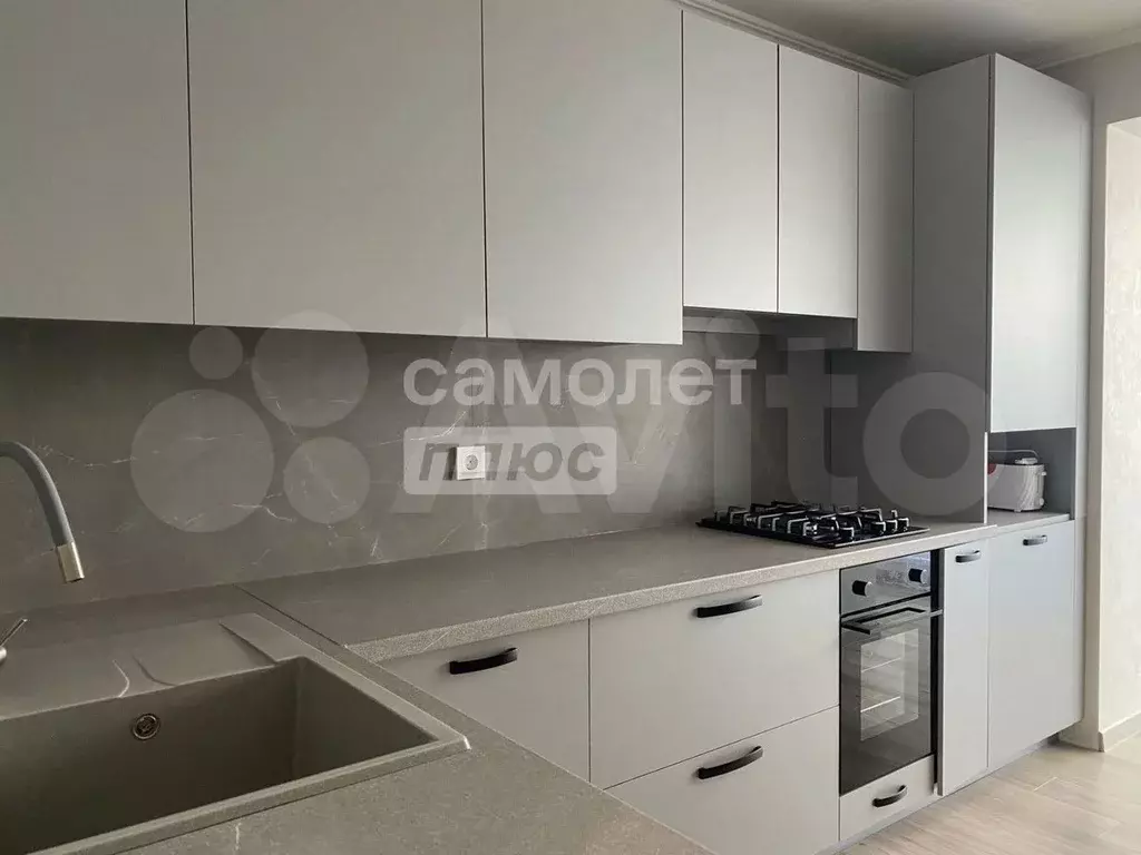 1-к. квартира, 38 м, 4/9 эт. - Фото 0