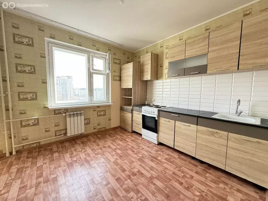 3-комнатная квартира: Орловский муниципальный округ, деревня ... - Фото 1