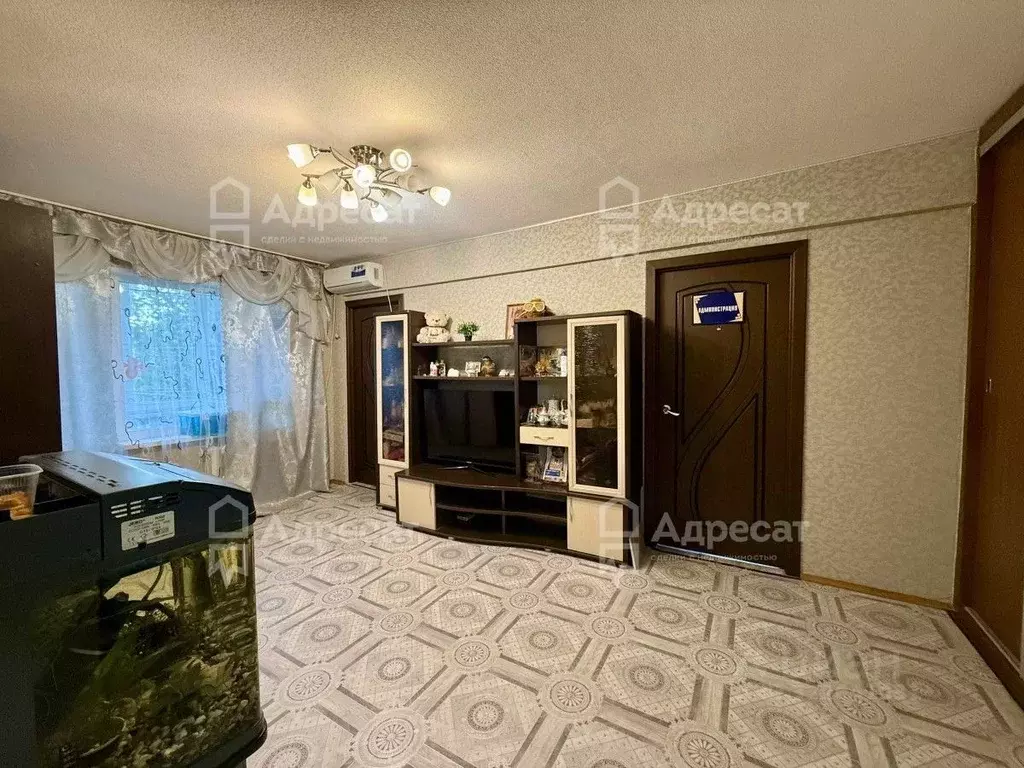 4-к кв. Волгоградская область, Волгоград Метростроевская ул., 3 (58.0 ... - Фото 1