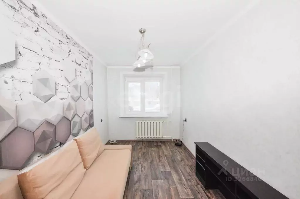 2-к кв. Сахалинская область, Южно-Сахалинск Комсомольская ул., 191 ... - Фото 1