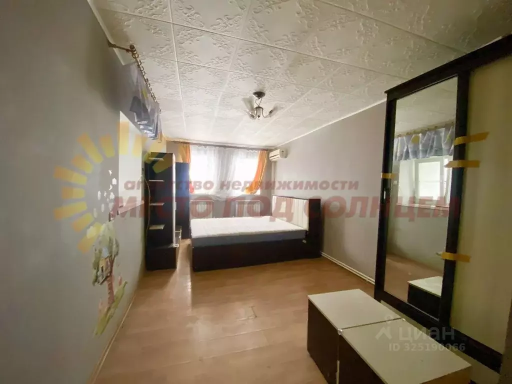 Дом в Краснодарский край, Ейский район, Кухаривское с/пос, Приазовка ... - Фото 1