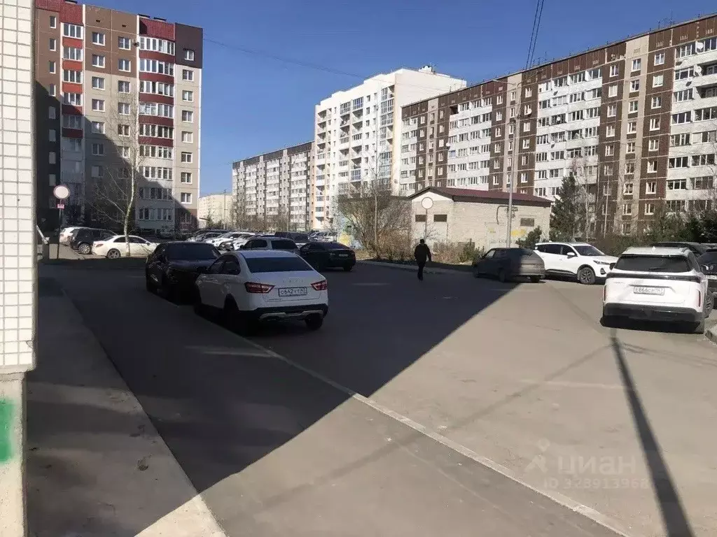 3-к кв. Ленинградская область, Гатчина ул. Авиатриссы Зверевой, 22 ... - Фото 2