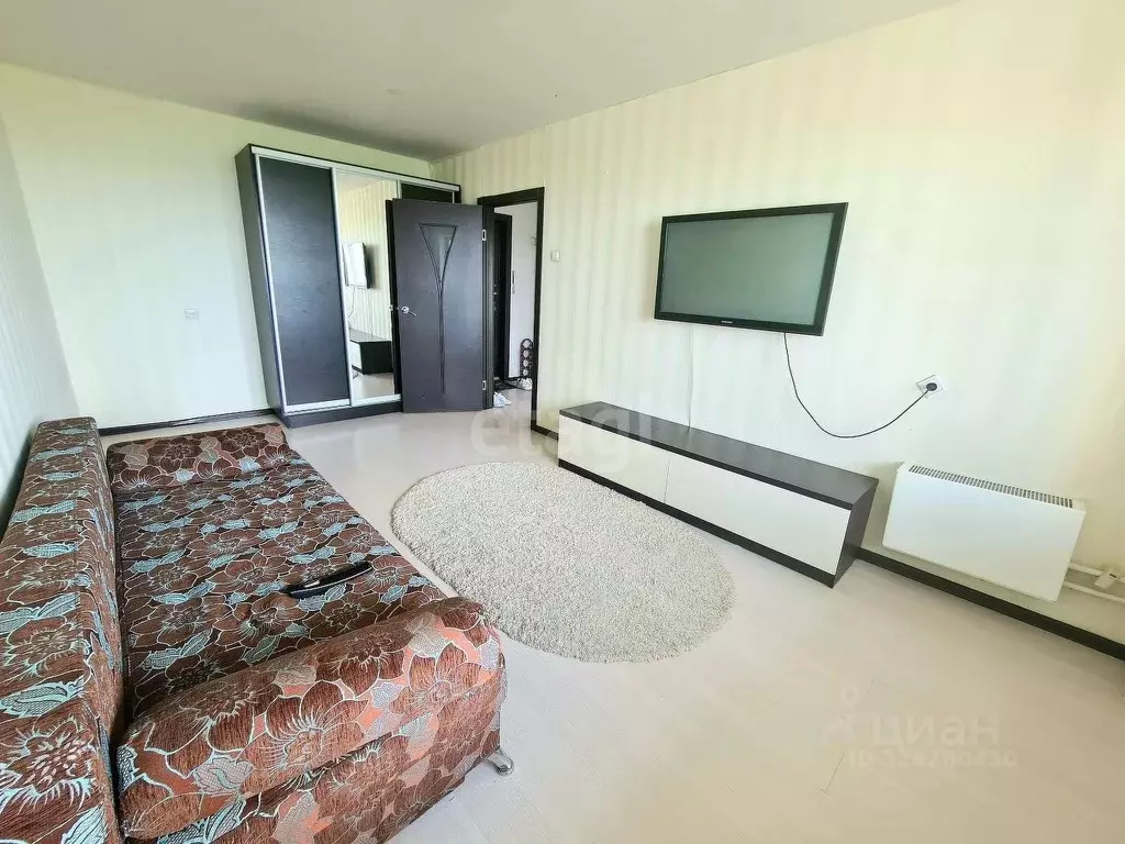 1-к кв. Курганская область, Курган Заозерный жилрайон, 5-й мкр, 16к4 ... - Фото 1