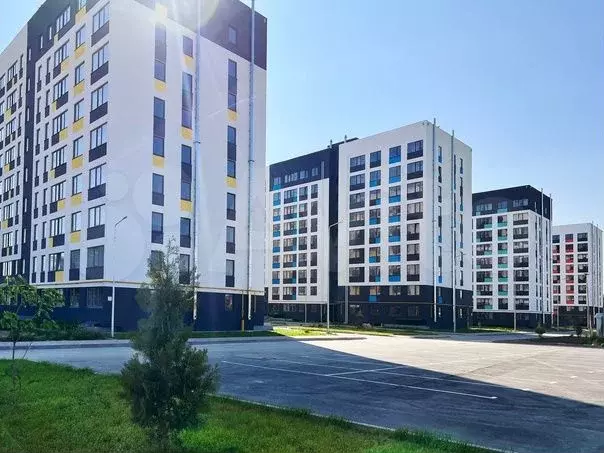 2-к. квартира, 60м, 8/10эт. - Фото 1