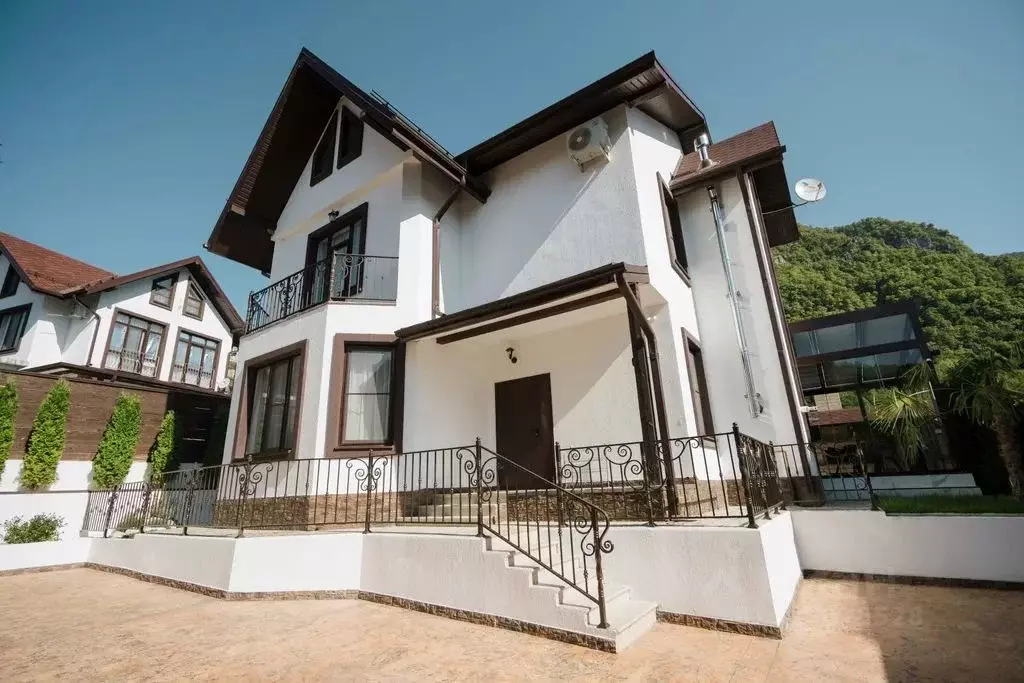 Дом в Краснодарский край, Сочи городской округ, с. Монастырь ул. ... - Фото 2